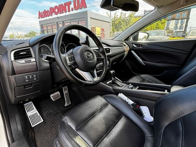 Белый Мазда 6, объемом двигателя 2.19 л и пробегом 243 тыс. км за 12700 $, фото 18 на Automoto.ua