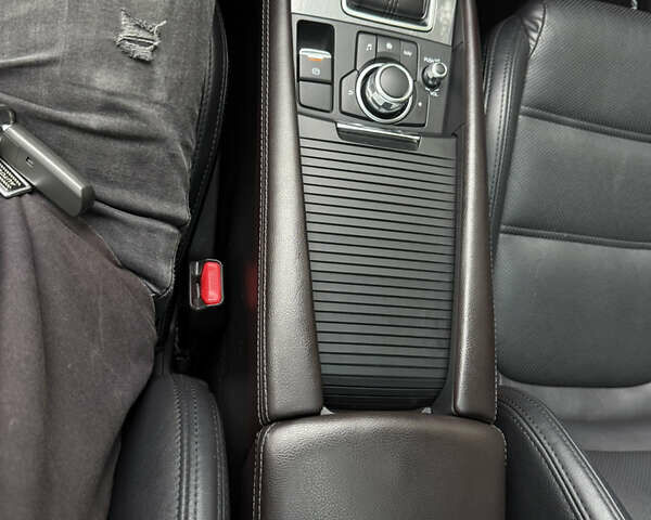 Білий Мазда 6, об'ємом двигуна 2.2 л та пробігом 147 тис. км за 14999 $, фото 74 на Automoto.ua