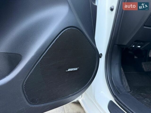 Білий Мазда 6, об'ємом двигуна 2.2 л та пробігом 177 тис. км за 14200 $, фото 31 на Automoto.ua