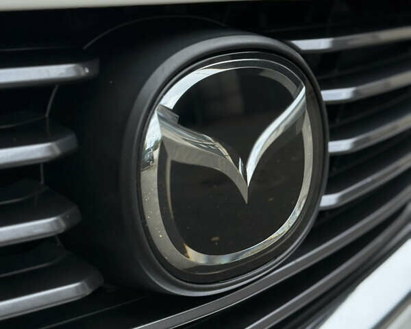 Білий Мазда 6, об'ємом двигуна 2.2 л та пробігом 147 тис. км за 14999 $, фото 49 на Automoto.ua