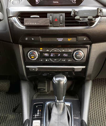 Білий Мазда 6, об'ємом двигуна 2 л та пробігом 130 тис. км за 16700 $, фото 14 на Automoto.ua