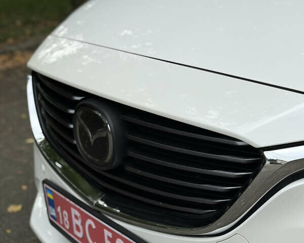 Білий Мазда 6, об'ємом двигуна 2.2 л та пробігом 147 тис. км за 14999 $, фото 12 на Automoto.ua