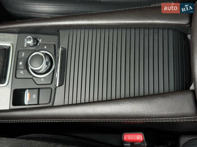 Білий Мазда 6, об'ємом двигуна 2.2 л та пробігом 147 тис. км за 14999 $, фото 76 на Automoto.ua