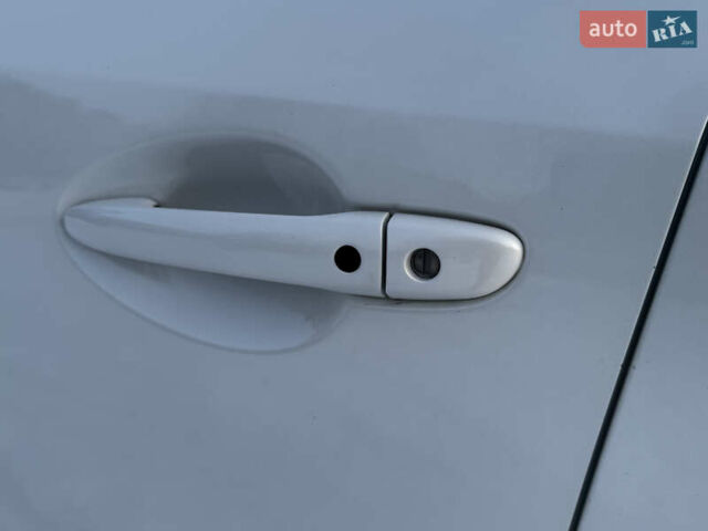 Білий Мазда 6, об'ємом двигуна 2.2 л та пробігом 170 тис. км за 13899 $, фото 13 на Automoto.ua