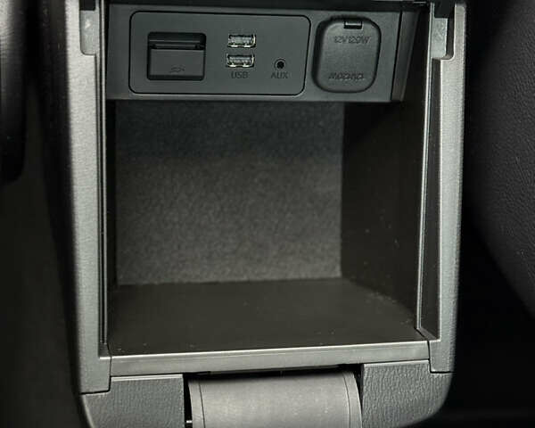 Білий Мазда 6, об'ємом двигуна 2.2 л та пробігом 147 тис. км за 14999 $, фото 88 на Automoto.ua