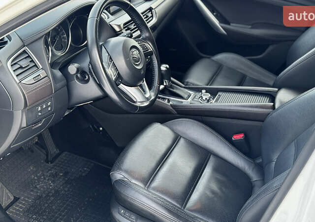 Білий Мазда 6, об'ємом двигуна 2.2 л та пробігом 170 тис. км за 13899 $, фото 21 на Automoto.ua