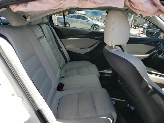 Білий Мазда 6, об'ємом двигуна 2.5 л та пробігом 63 тис. км за 1500 $, фото 9 на Automoto.ua