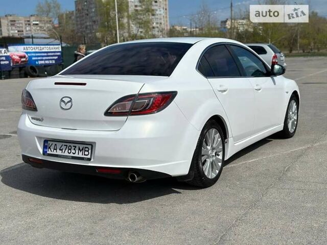 Білий Мазда 6, об'ємом двигуна 1.8 л та пробігом 220 тис. км за 7399 $, фото 4 на Automoto.ua