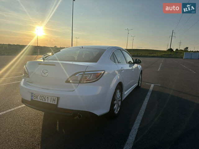 Белый Мазда 6, объемом двигателя 2.2 л и пробегом 279 тыс. км за 8200 $, фото 7 на Automoto.ua