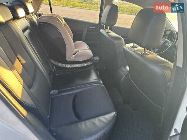 Белый Мазда 6, объемом двигателя 2.2 л и пробегом 279 тыс. км за 8200 $, фото 11 на Automoto.ua