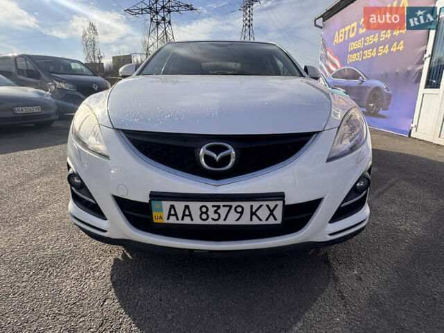 Білий Мазда 6, об'ємом двигуна 2 л та пробігом 177 тис. км за 8900 $, фото 1 на Automoto.ua