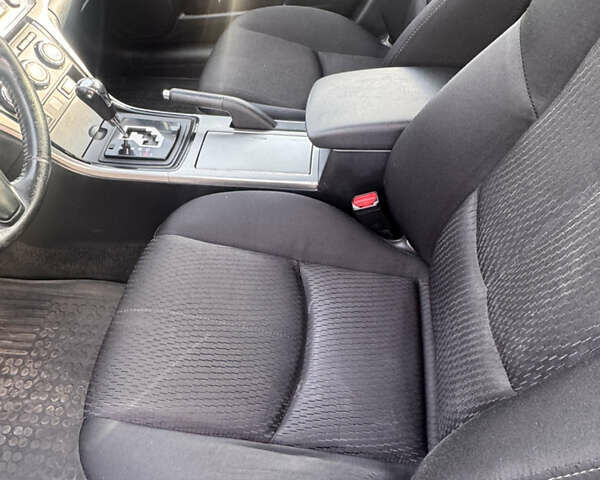 Білий Мазда 6, об'ємом двигуна 2 л та пробігом 177 тис. км за 8900 $, фото 6 на Automoto.ua