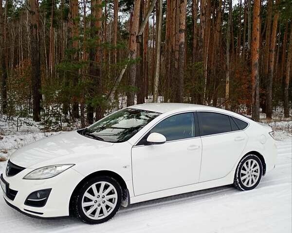 Белый Мазда 6, объемом двигателя 2 л и пробегом 180 тыс. км за 9500 $, фото 3 на Automoto.ua