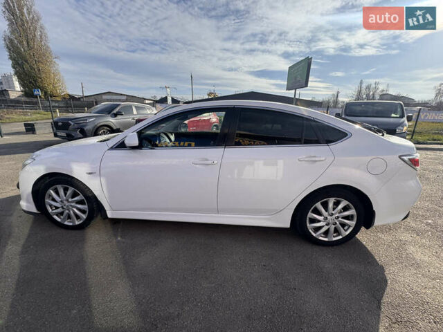 Білий Мазда 6, об'ємом двигуна 2 л та пробігом 177 тис. км за 8900 $, фото 3 на Automoto.ua