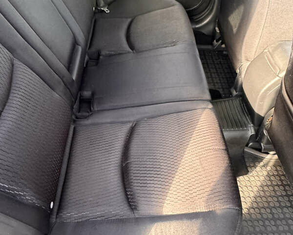 Білий Мазда 6, об'ємом двигуна 2 л та пробігом 177 тис. км за 8900 $, фото 7 на Automoto.ua