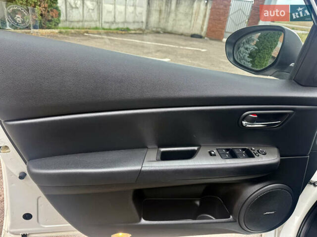 Белый Мазда 6, объемом двигателя 2.2 л и пробегом 218 тыс. км за 7699 $, фото 14 на Automoto.ua