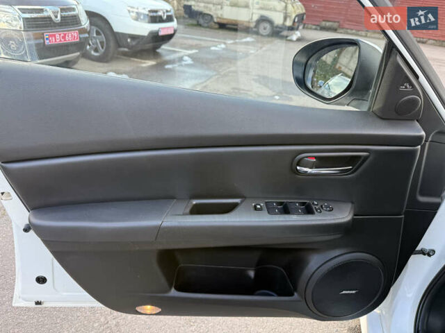 Білий Мазда 6, об'ємом двигуна 2.2 л та пробігом 218 тис. км за 7199 $, фото 11 на Automoto.ua