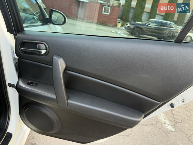 Білий Мазда 6, об'ємом двигуна 2.2 л та пробігом 218 тис. км за 7199 $, фото 17 на Automoto.ua