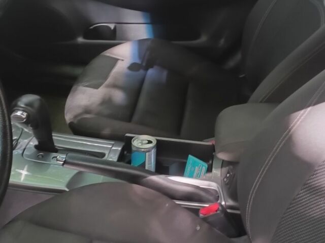 Бежевый Мазда 6, объемом двигателя 2 л и пробегом 221 тыс. км за 2900 $, фото 5 на Automoto.ua