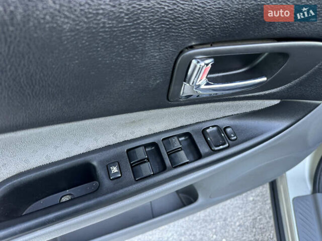 Бежевый Мазда 6, объемом двигателя 2 л и пробегом 223 тыс. км за 3999 $, фото 19 на Automoto.ua