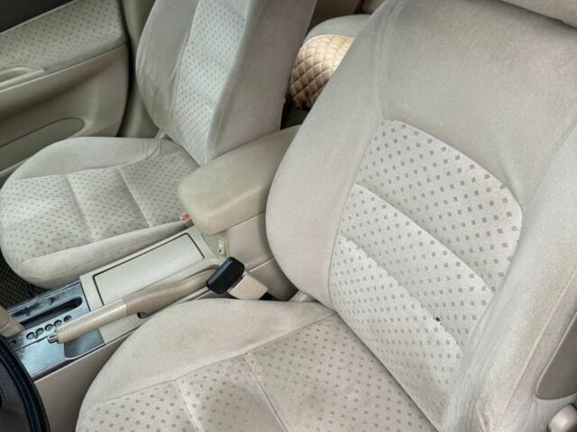 Бежевий Мазда 6, об'ємом двигуна 2 л та пробігом 256 тис. км за 3750 $, фото 14 на Automoto.ua