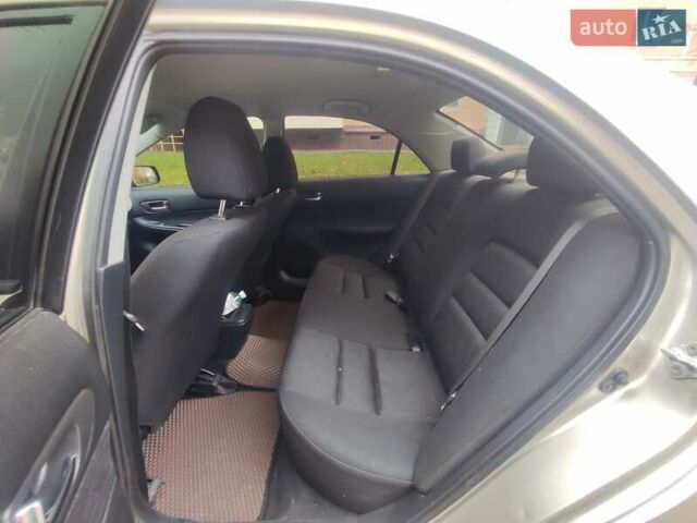 Бежевый Мазда 6, объемом двигателя 2 л и пробегом 244 тыс. км за 4500 $, фото 8 на Automoto.ua