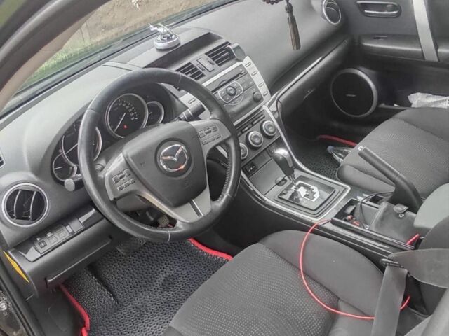 Черный Мазда 6, объемом двигателя 2 л и пробегом 254 тыс. км за 7300 $, фото 8 на Automoto.ua