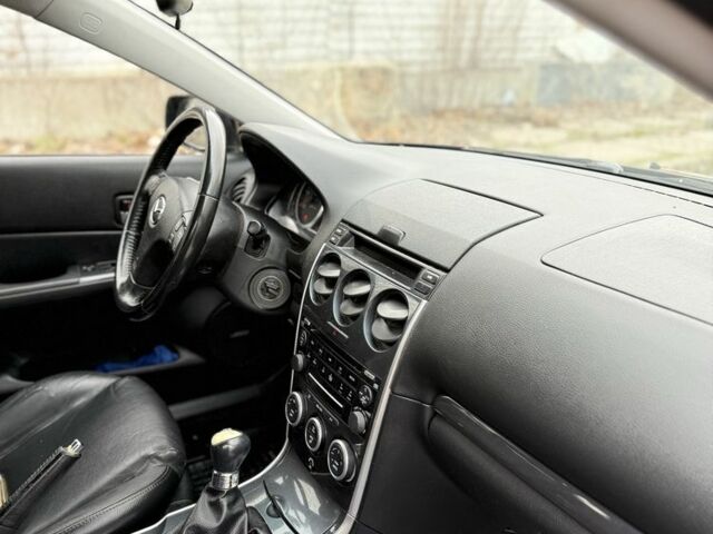 Чорний Мазда 6, об'ємом двигуна 2 л та пробігом 390 тис. км за 2600 $, фото 2 на Automoto.ua