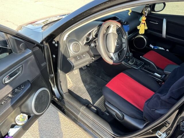 Чорний Мазда 6, об'ємом двигуна 2 л та пробігом 300 тис. км за 6600 $, фото 7 на Automoto.ua