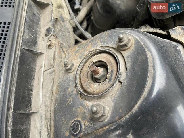 Черный Мазда 6, объемом двигателя 2.3 л и пробегом 173 тыс. км за 4600 $, фото 17 на Automoto.ua