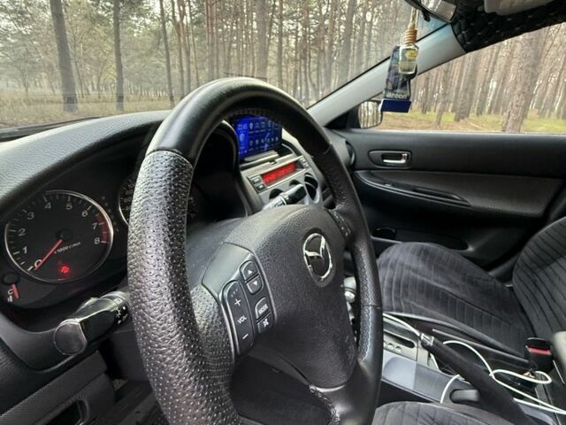 Черный Мазда 6, объемом двигателя 2 л и пробегом 270 тыс. км за 5500 $, фото 6 на Automoto.ua