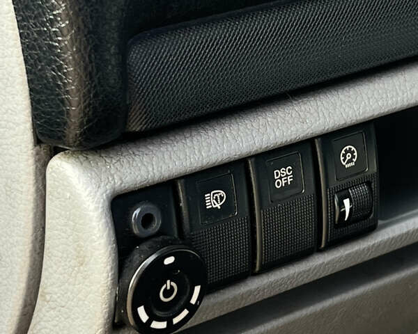 Чорний Мазда 6, об'ємом двигуна 2 л та пробігом 242 тис. км за 3499 $, фото 7 на Automoto.ua