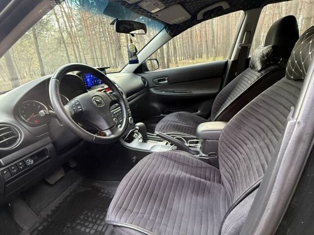 Черный Мазда 6, объемом двигателя 2 л и пробегом 270 тыс. км за 5500 $, фото 5 на Automoto.ua