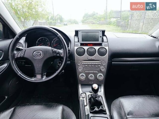 Чорний Мазда 6, об'ємом двигуна 2 л та пробігом 300 тис. км за 4500 $, фото 1 на Automoto.ua