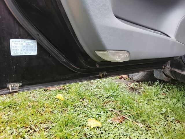 Черный Мазда 6, объемом двигателя 2 л и пробегом 99 тыс. км за 2500 $, фото 7 на Automoto.ua