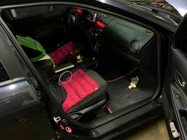 Чорний Мазда 6, об'ємом двигуна 2.3 л та пробігом 300 тис. км за 3500 $, фото 9 на Automoto.ua