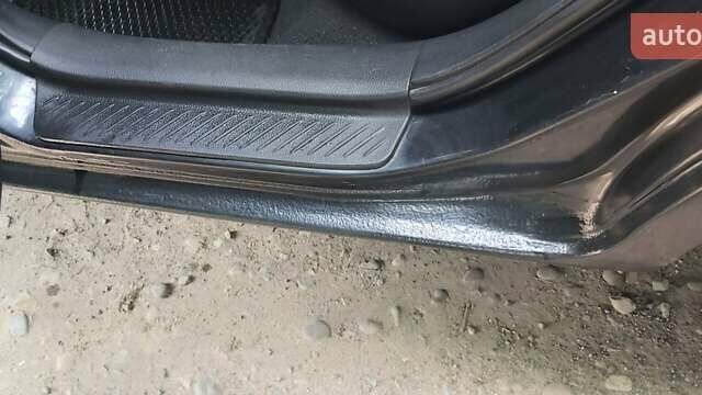 Чорний Мазда 6, об'ємом двигуна 2.26 л та пробігом 269 тис. км за 6000 $, фото 10 на Automoto.ua