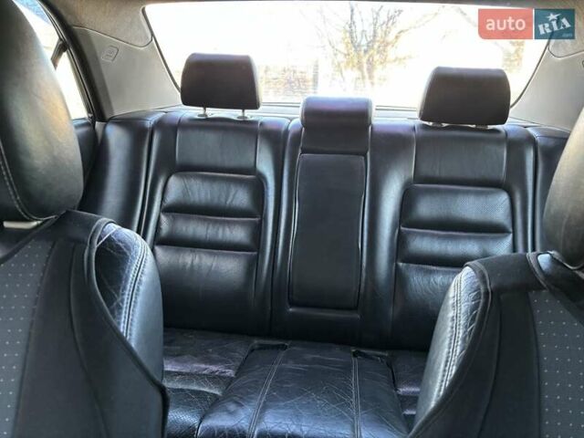 Черный Мазда 6, объемом двигателя 1.8 л и пробегом 301 тыс. км за 3800 $, фото 9 на Automoto.ua