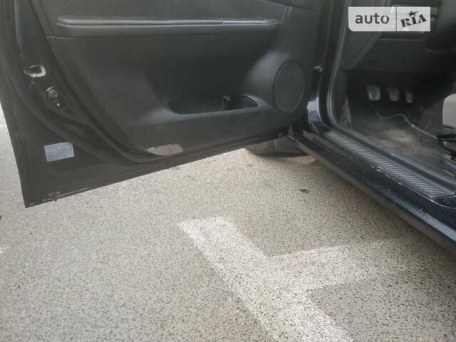 Черный Мазда 6, объемом двигателя 1.8 л и пробегом 250 тыс. км за 4200 $, фото 2 на Automoto.ua