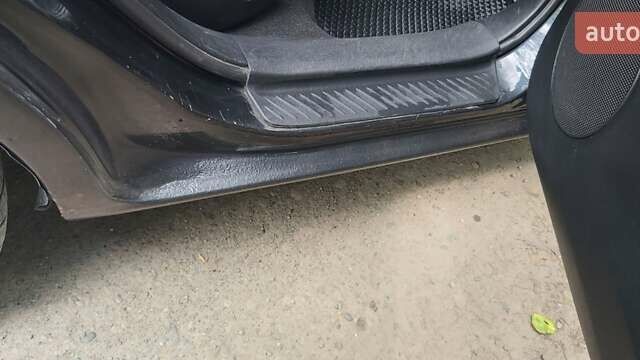 Чорний Мазда 6, об'ємом двигуна 2.26 л та пробігом 269 тис. км за 6000 $, фото 9 на Automoto.ua