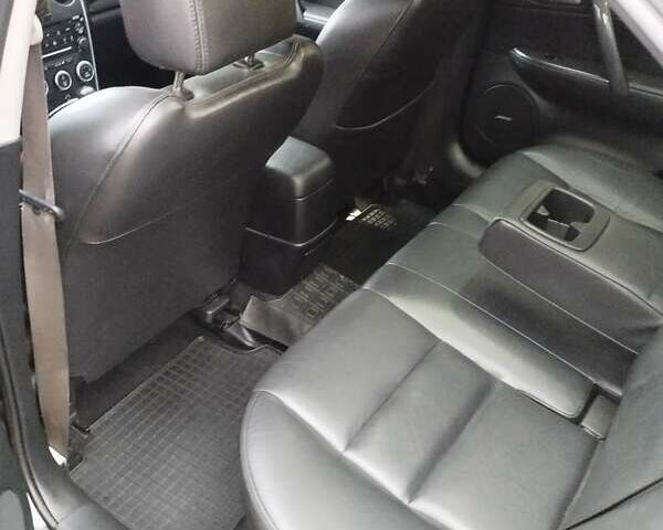 Черный Мазда 6, объемом двигателя 2 л и пробегом 185 тыс. км за 5000 $, фото 9 на Automoto.ua