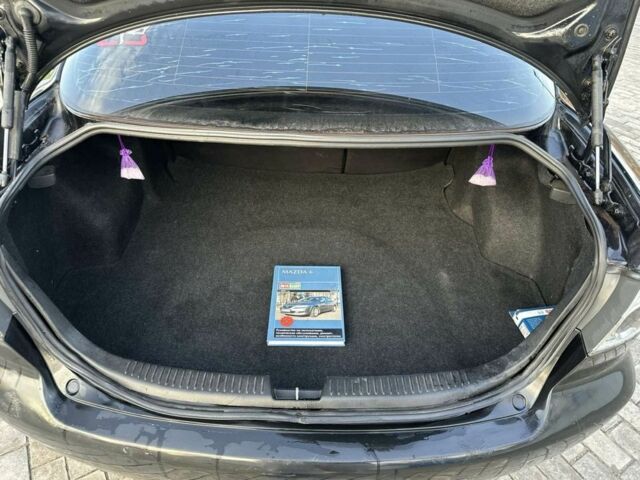 Черный Мазда 6, объемом двигателя 2 л и пробегом 190 тыс. км за 3950 $, фото 8 на Automoto.ua