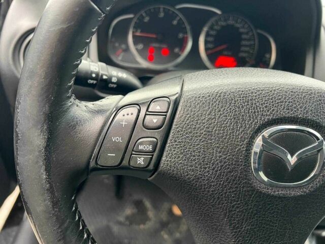 Чорний Мазда 6, об'ємом двигуна 0 л та пробігом 285 тис. км за 3240 $, фото 20 на Automoto.ua