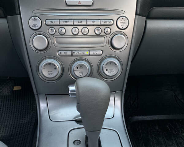 Черный Мазда 6, объемом двигателя 2 л и пробегом 202 тыс. км за 4700 $, фото 6 на Automoto.ua