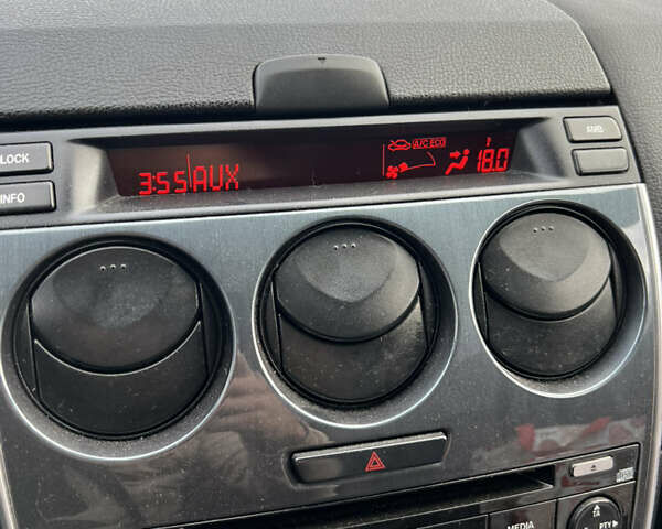 Чорний Мазда 6, об'ємом двигуна 2 л та пробігом 128 тис. км за 6800 $, фото 11 на Automoto.ua