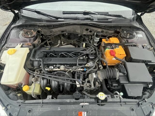 Черный Мазда 6, объемом двигателя 2 л и пробегом 185 тыс. км за 4100 $, фото 7 на Automoto.ua