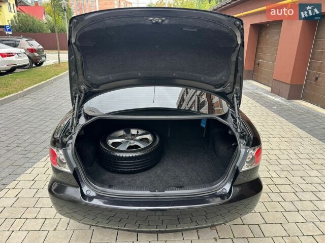 Чорний Мазда 6, об'ємом двигуна 2 л та пробігом 208 тис. км за 3950 $, фото 31 на Automoto.ua