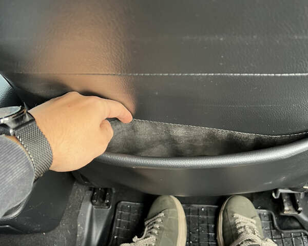 Чорний Мазда 6, об'ємом двигуна 2 л та пробігом 128 тис. км за 6800 $, фото 18 на Automoto.ua