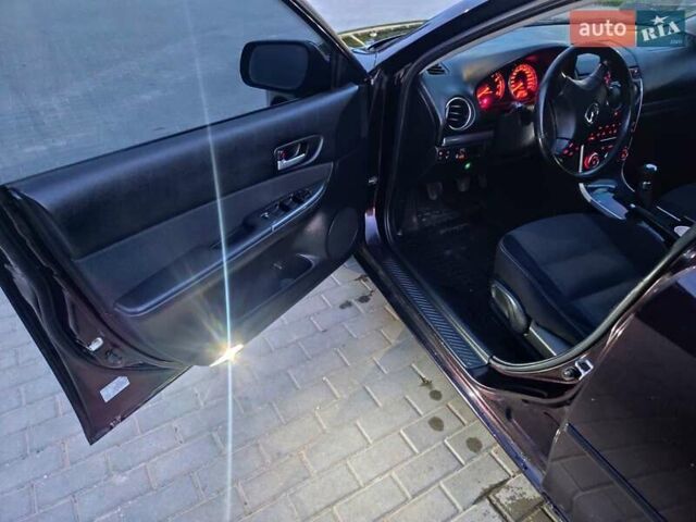 Чорний Мазда 6, об'ємом двигуна 1.8 л та пробігом 229 тис. км за 3600 $, фото 17 на Automoto.ua