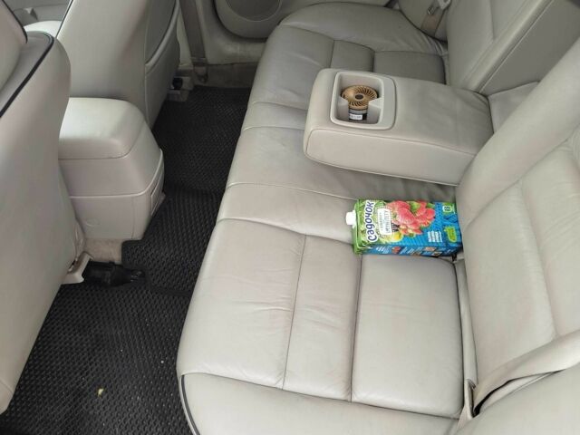 Чорний Мазда 6, об'ємом двигуна 2 л та пробігом 236 тис. км за 4700 $, фото 4 на Automoto.ua